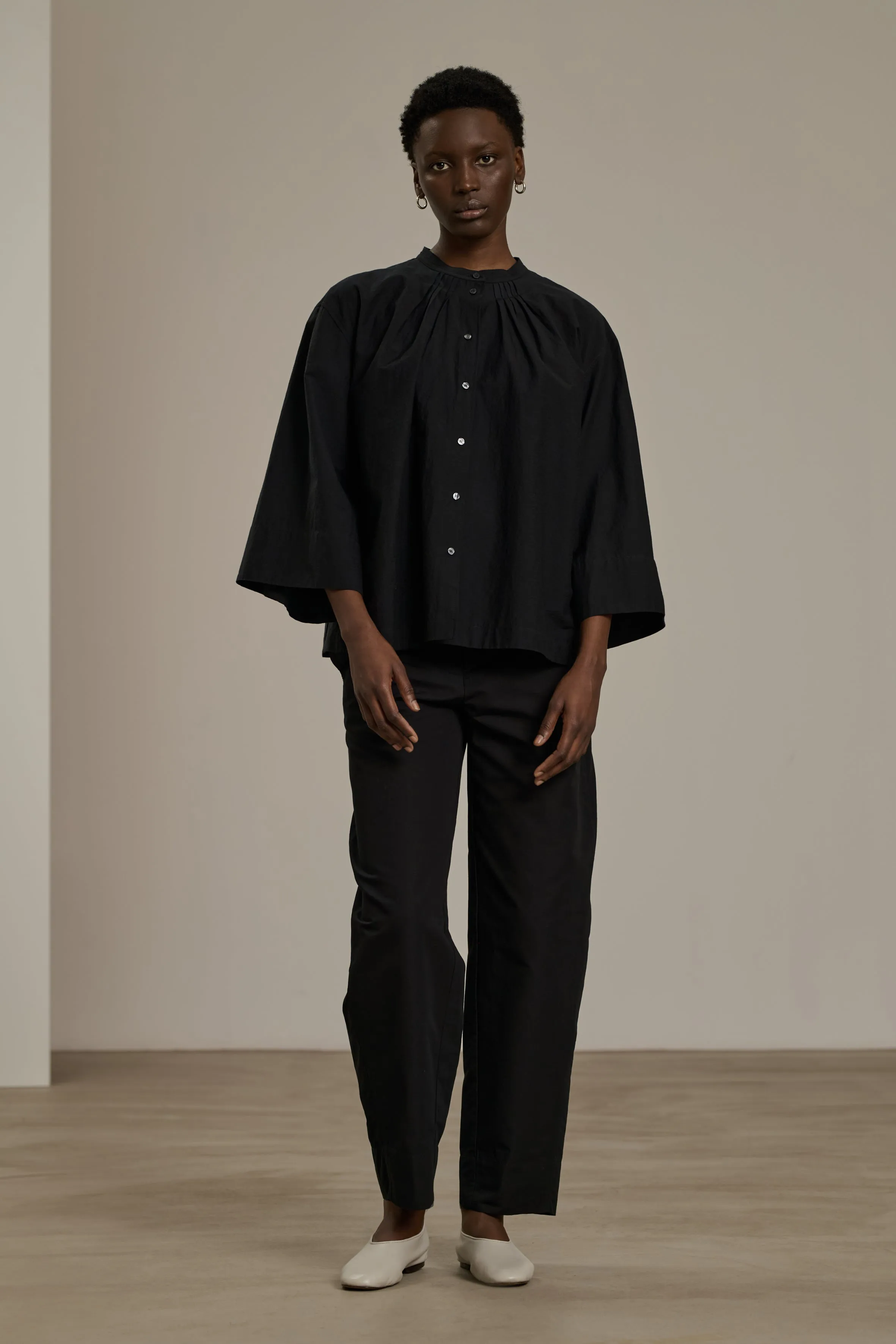 BUCAREST BLACK BLOUSE