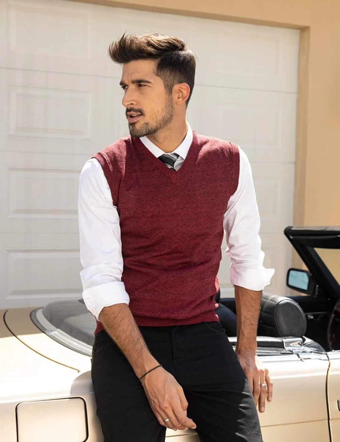 COOFANDY Men's Sleeveless Sweater Vest Lightweight V-Neck Cotton Vest Pullover