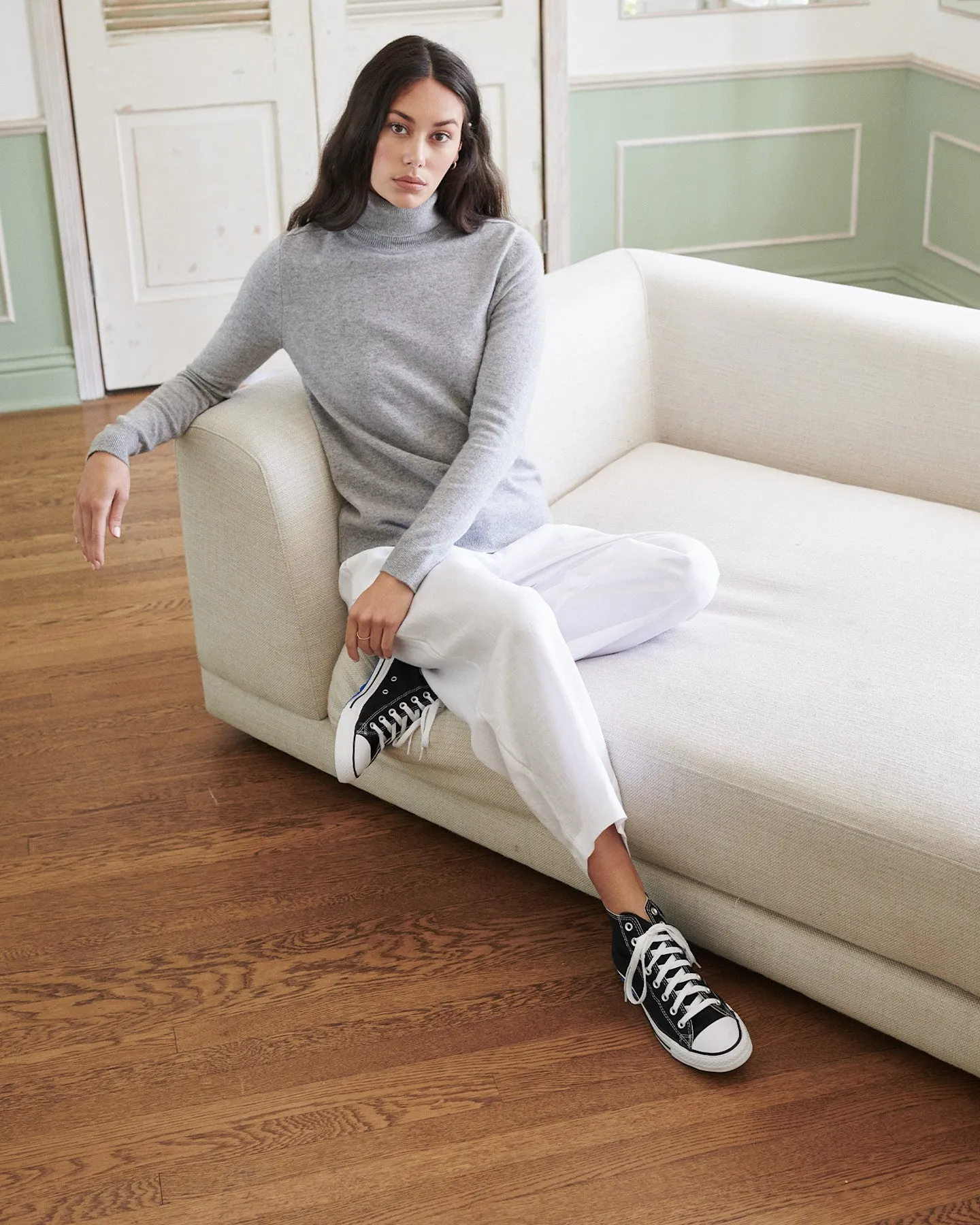 Lightweight Mongolian Cashmere Turtleneck Sweater
