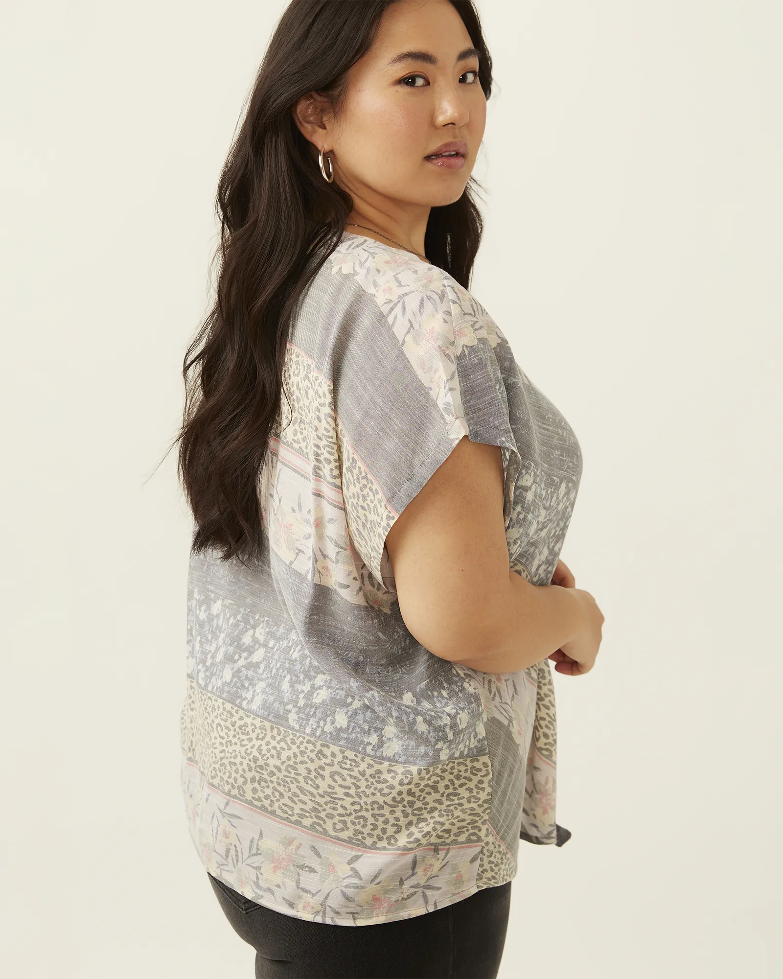 Lucile Button Loop Tie Front Top | Purple / Navy