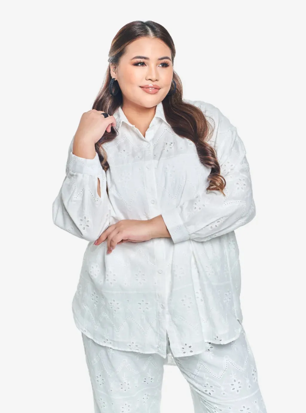 Setelan Tun Hamizah Eyelet Trousers Set