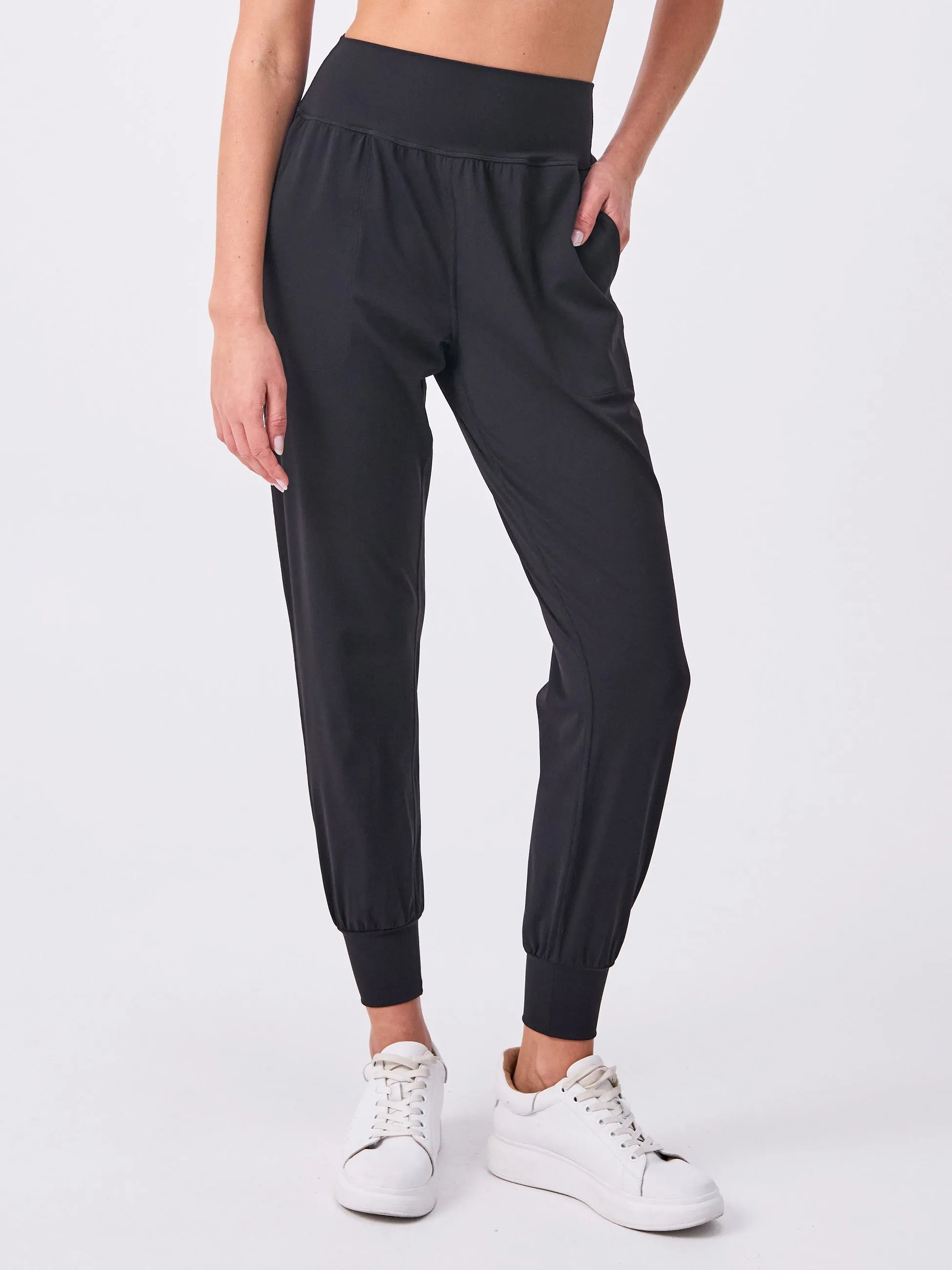 Soft Touch Everyday Jogger - Black